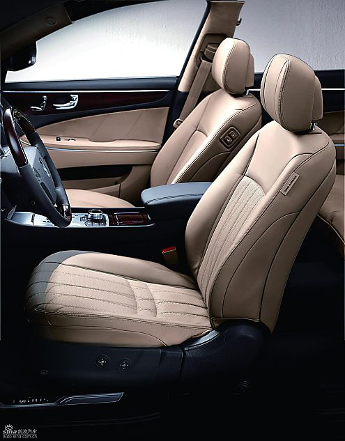 新雅科仕--电动调节驾驶席