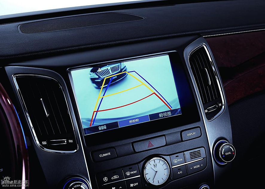 新雅科仕--泊车引导系统