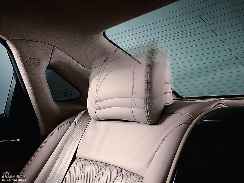 新雅科仕--VIP电动调节头枕