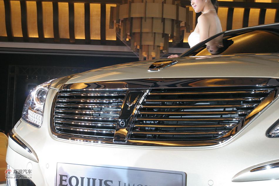 雅科仕加长版上市现场图新车实拍