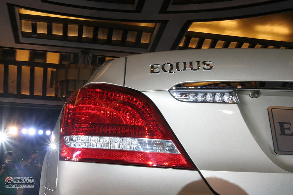 雅科仕加长版上市现场图新车实拍