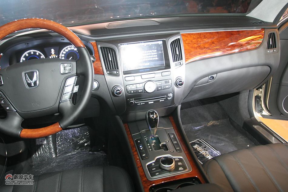 雅科仕加长版上市现场图新车实拍