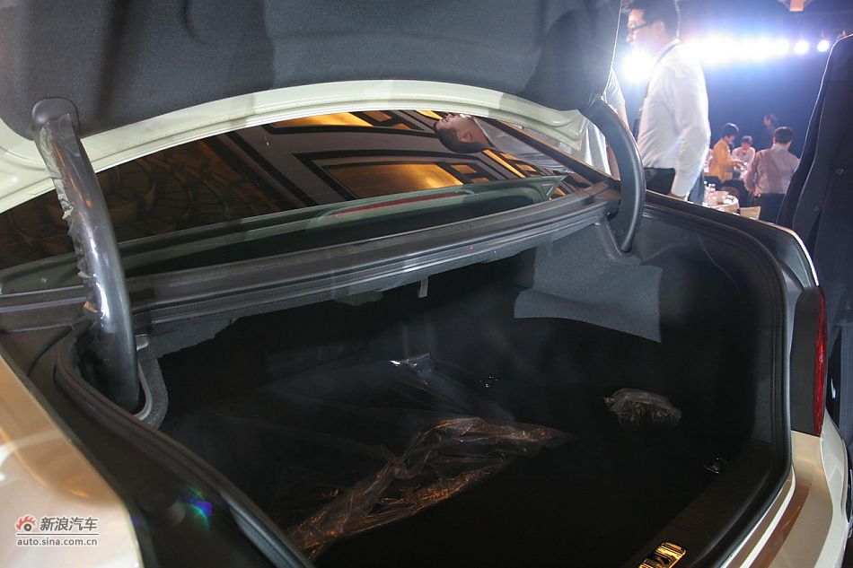 雅科仕加长版上市现场图新车实拍