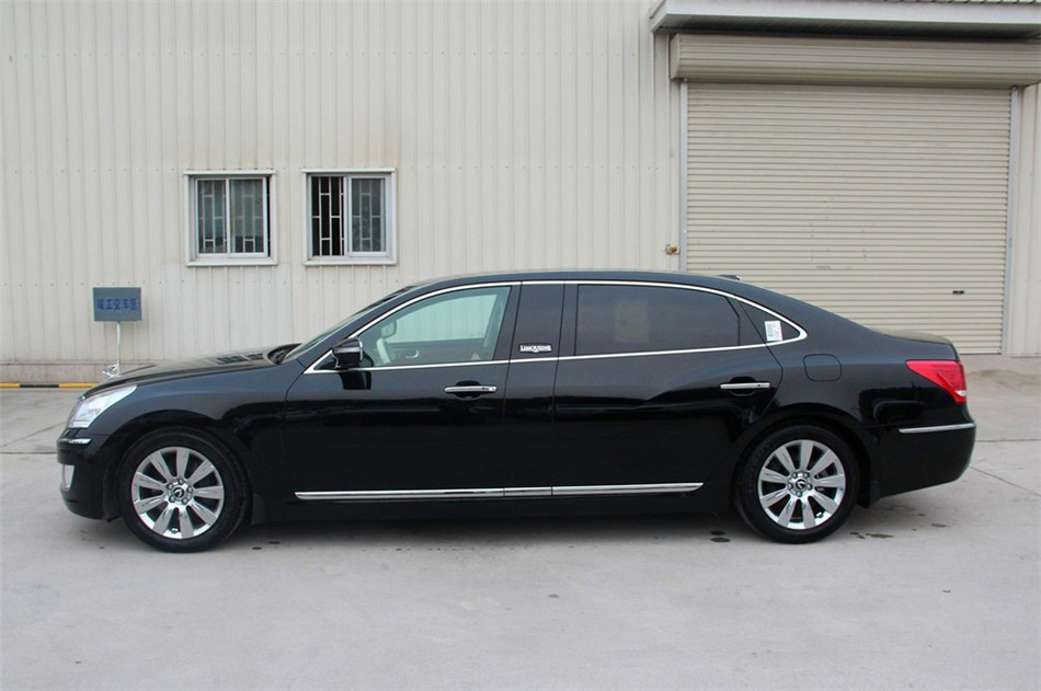 2012款雅科仕加长版5.0L自动旗舰版