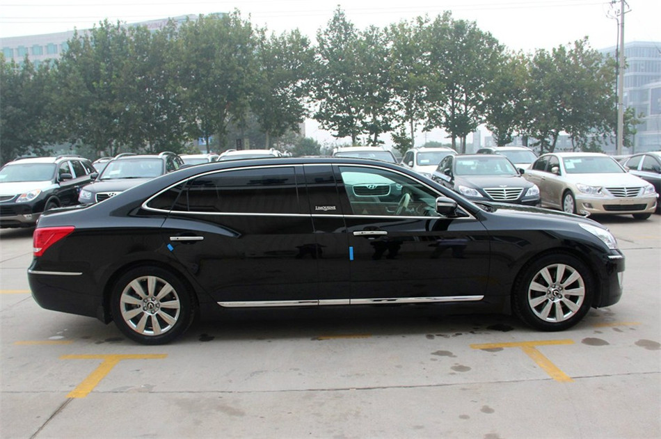 2012款雅科仕加长版5.0L自动旗舰版