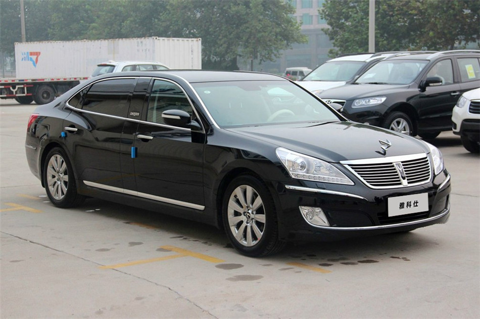 2012款雅科仕加长版5.0L自动旗舰版