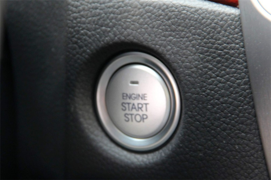 2012款雅科仕加长版5.0L自动旗舰版