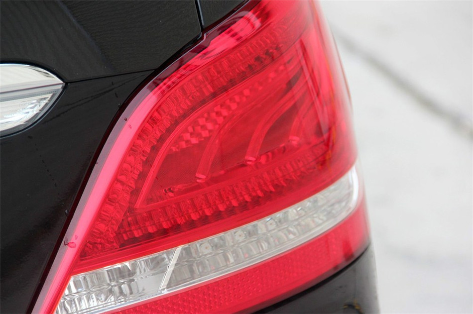 2012款雅科仕加长版5.0L自动旗舰版