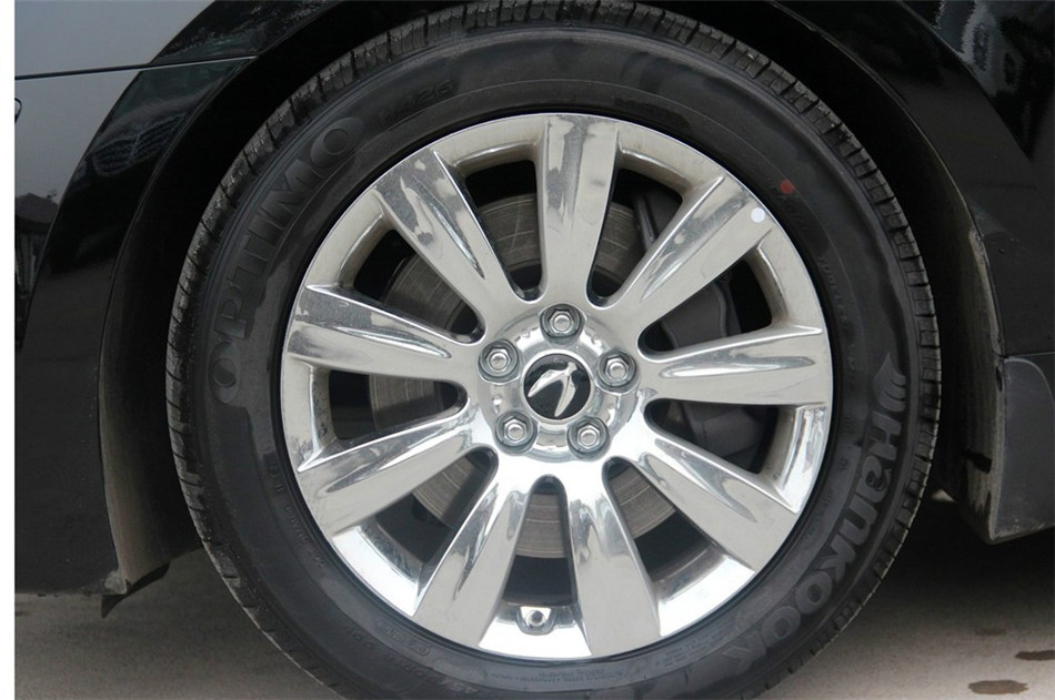 2012款雅科仕加长版5.0L自动旗舰版