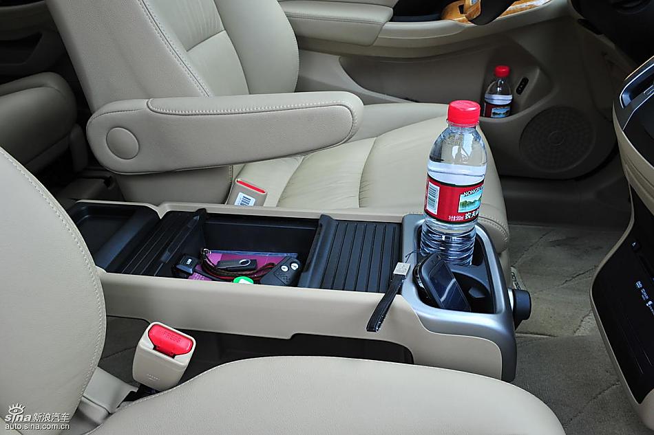 试驾全新奥德赛--内饰