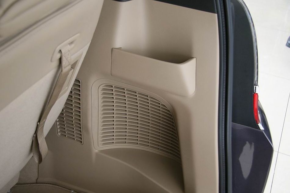 广州本田新奥德赛后备厢