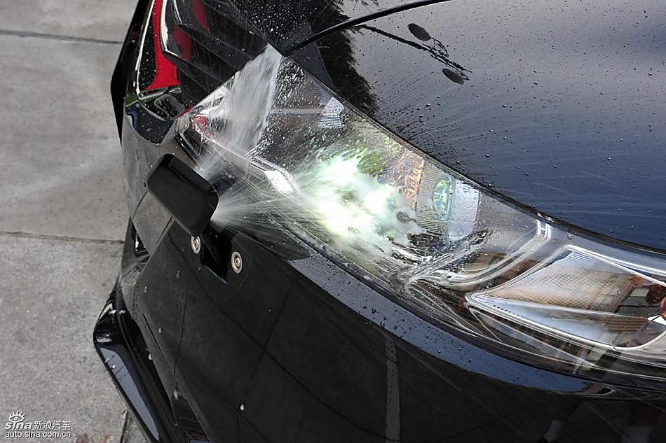 试驾全新奥德赛--大灯清洗