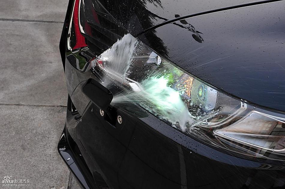 试驾全新奥德赛--大灯清洗