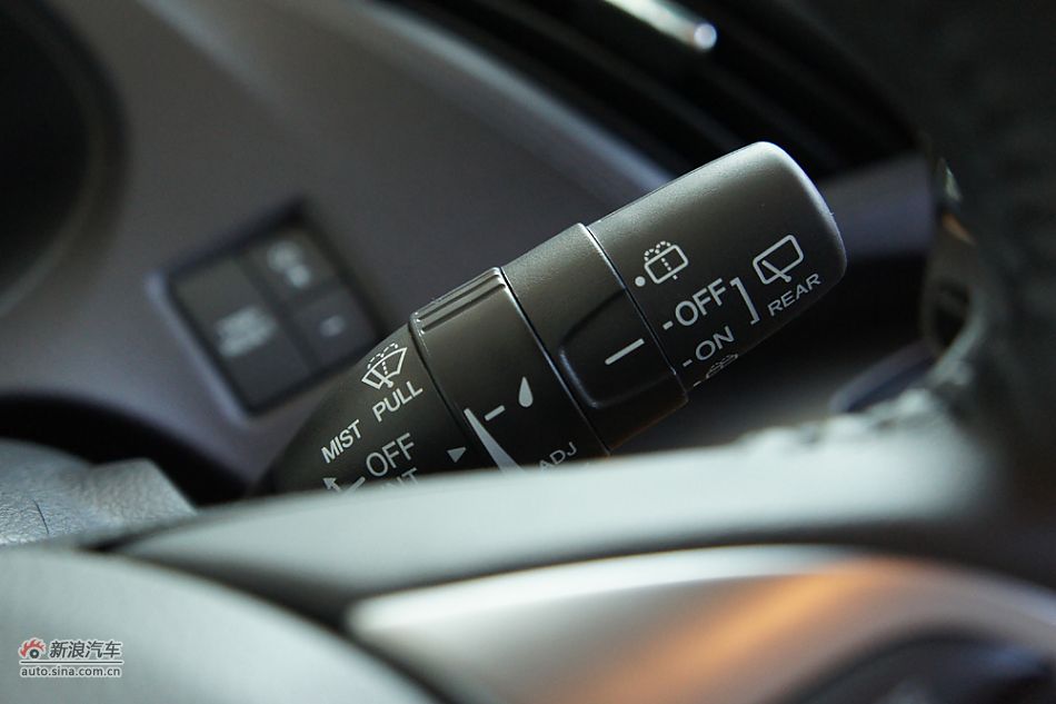 2009款奥德赛2.4L豪华版