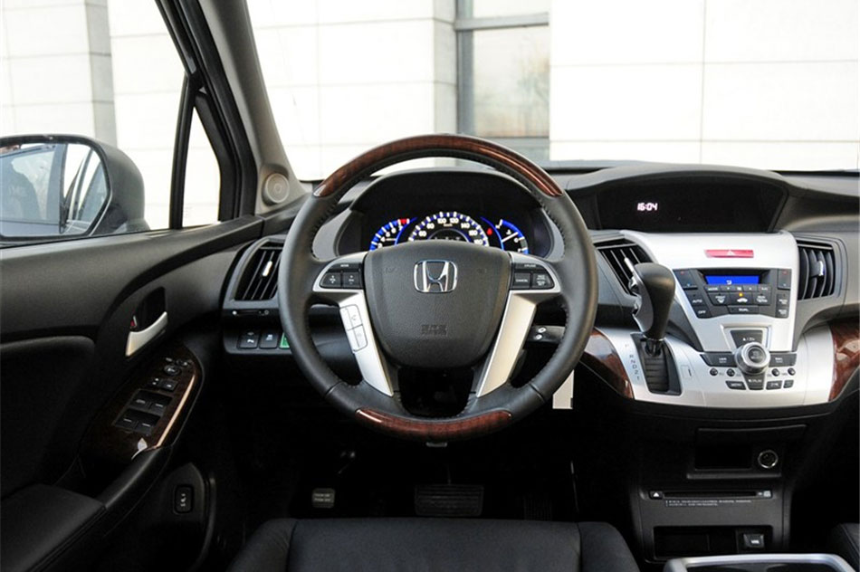 2014款奥德赛2.4L 自动豪华版