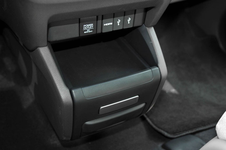 2015款 2.4L 舒适版 内饰