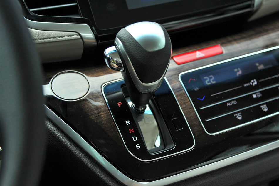 2015款 2.4L 舒适版 内饰