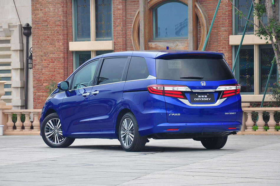 2018款 2.4L 至尊版 外观