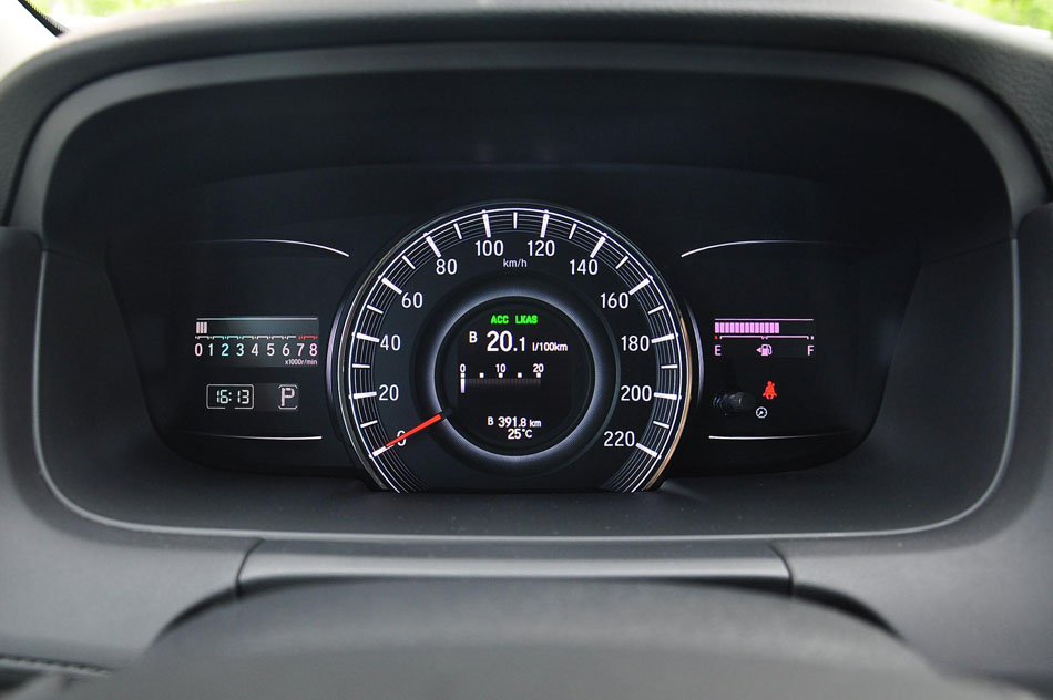 2018款 2.4L 至尊版 内饰