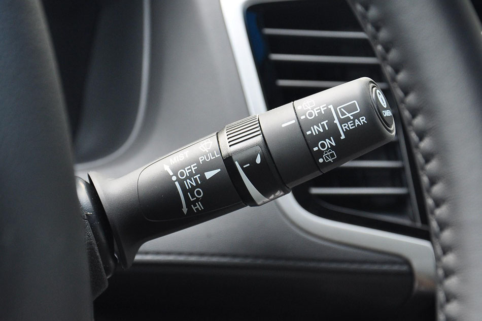 2018款 2.4L 至尊版 内饰