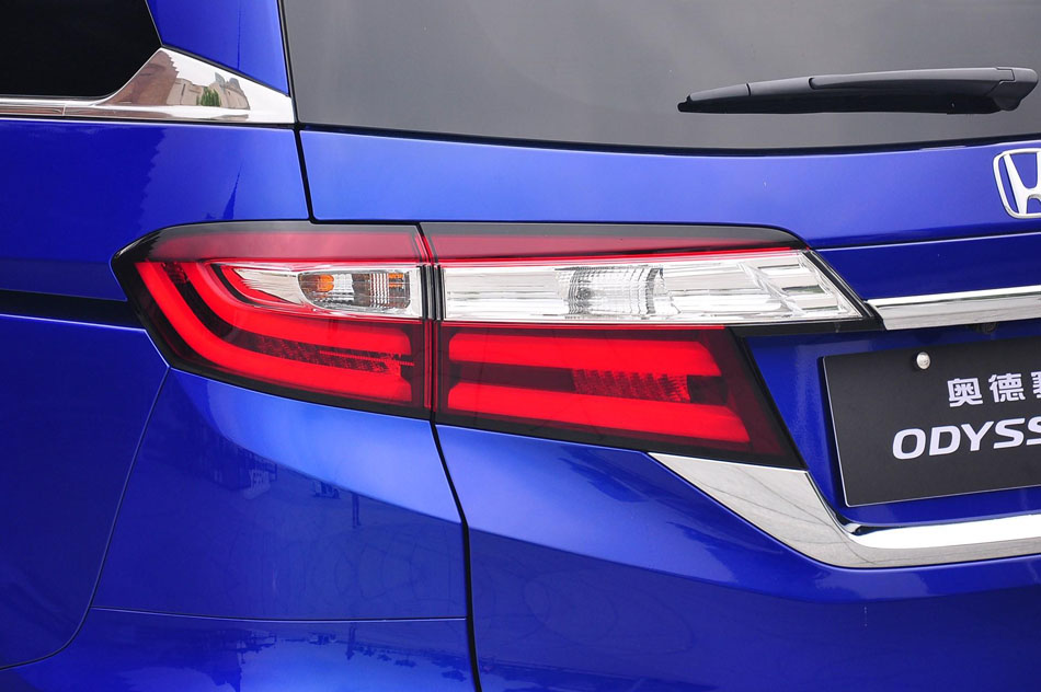 2018款 2.4L 至尊版 细节