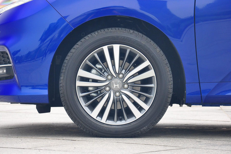 2018款 2.4L 至尊版 细节