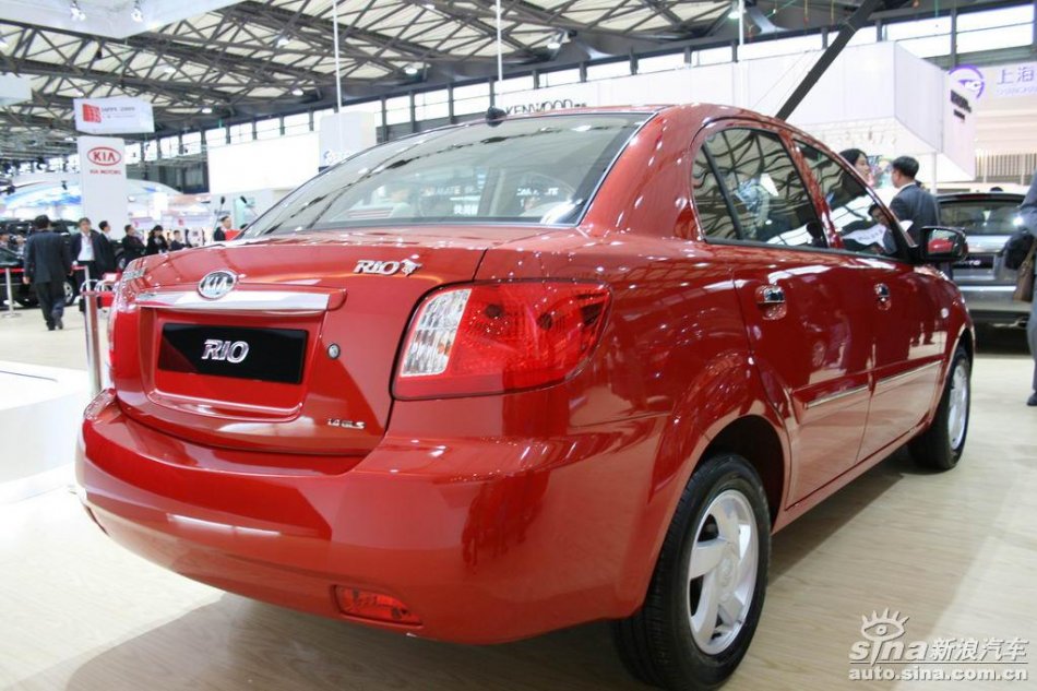 起亚RIO锐欧
