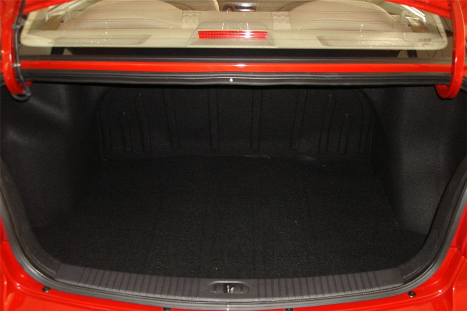 RIO锐欧 07款 1.6L AT GLS 空间