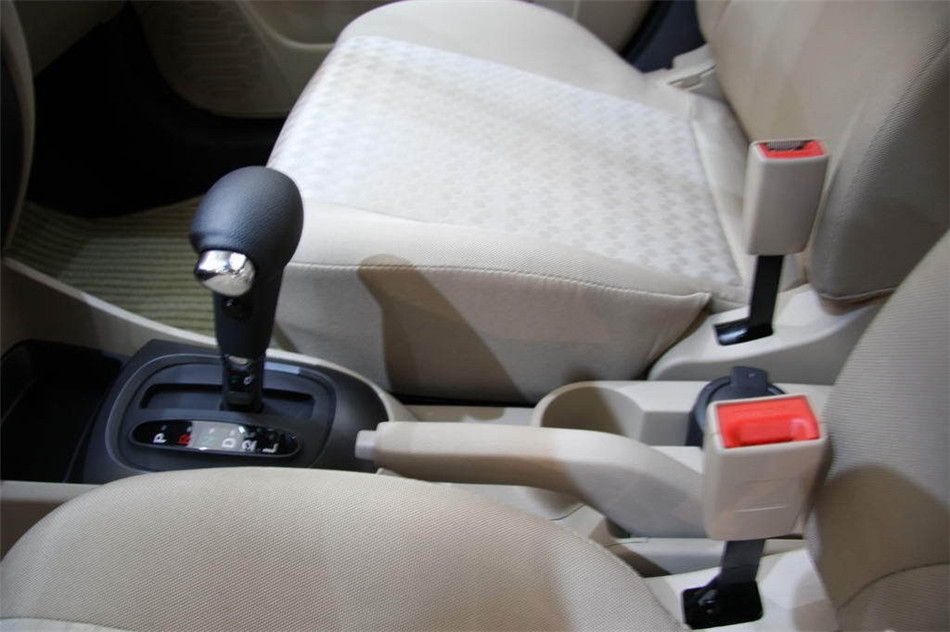 RIO锐欧 07款 1.6L AT GLS 空间