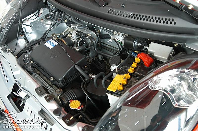 小贵族1.1L发动机