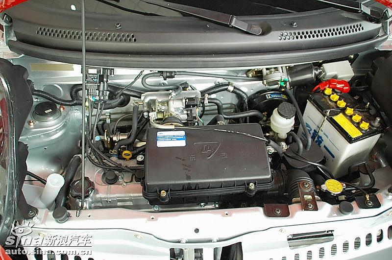 小贵族1.1L发动机