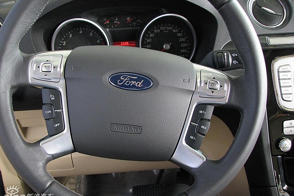 长安福特S-MAX到店实拍图片