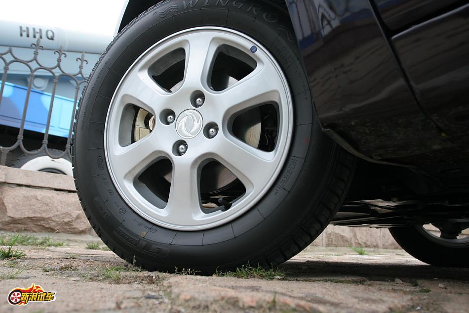 景逸1.5XL外观及细节