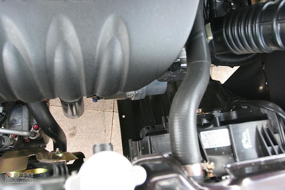 景逸1.5XL发动机