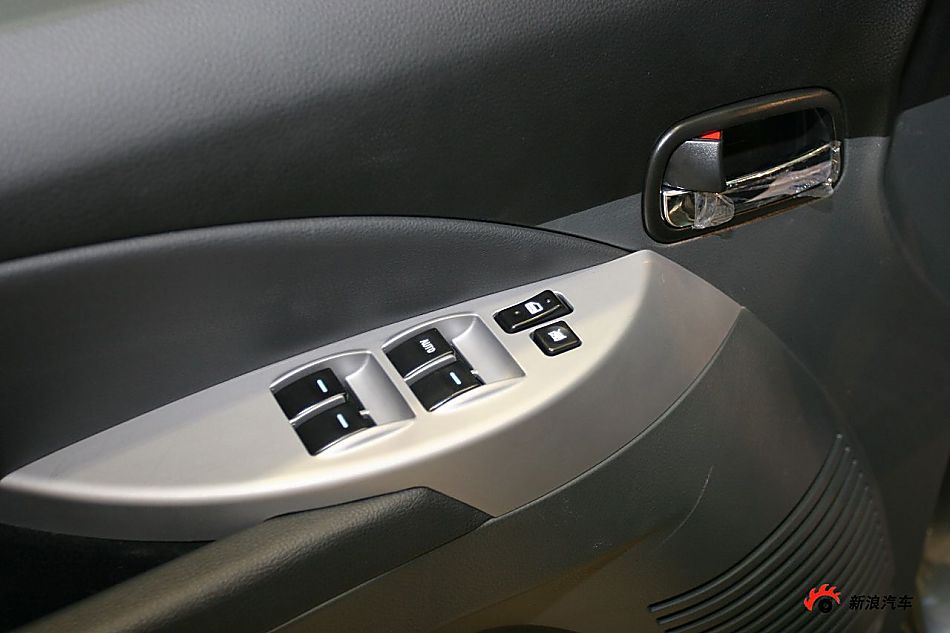 东风柳汽景逸TT