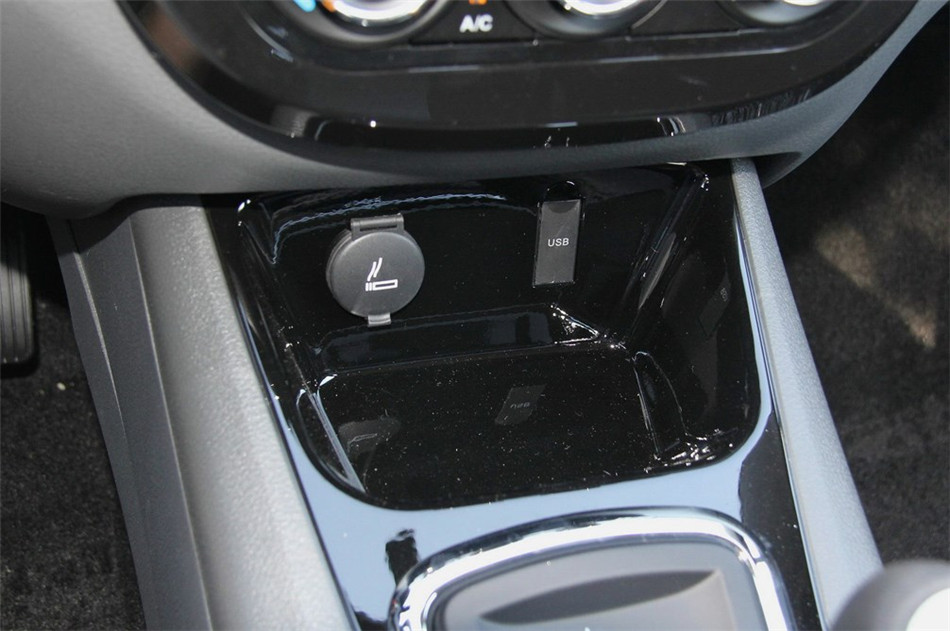 2014款景逸LV 1.5L AMT豪华型国IV