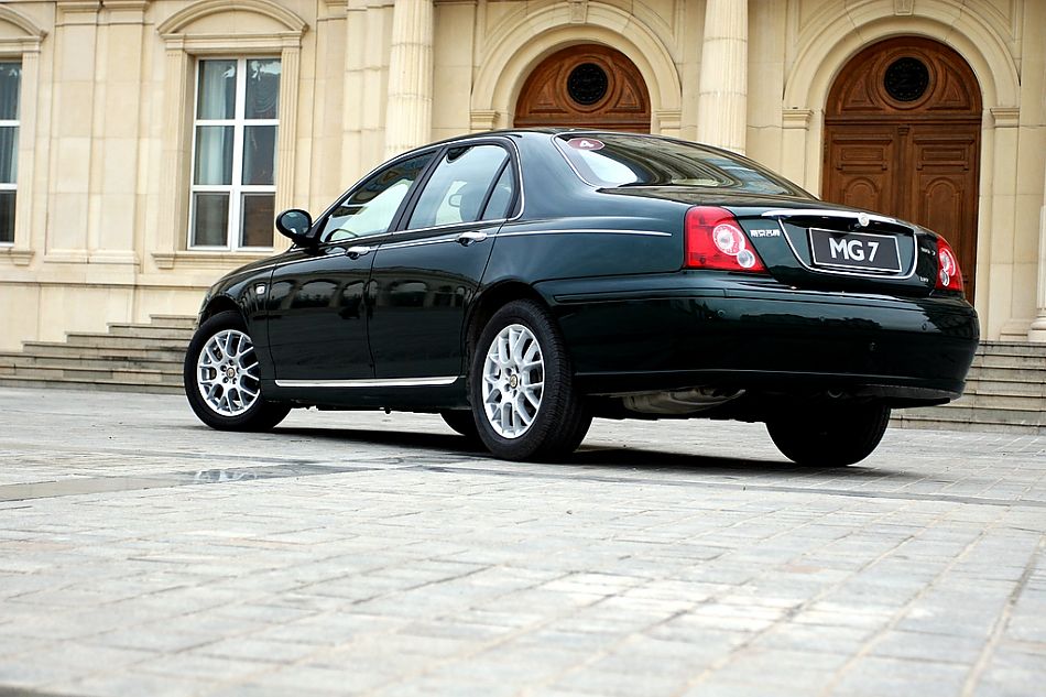 MG名爵7系外观
