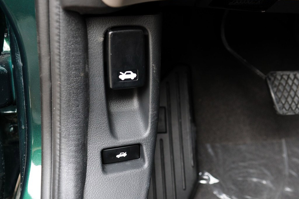 MG7 2010款 1.8T MT 舒适版 空间