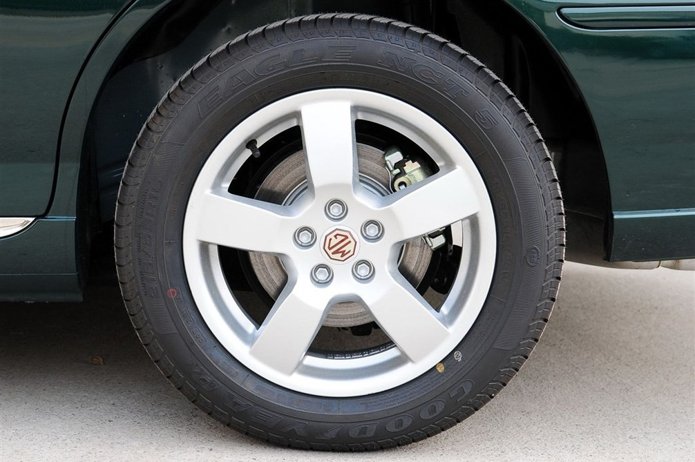 MG7 2010款 1.8T MT 舒适版 细节