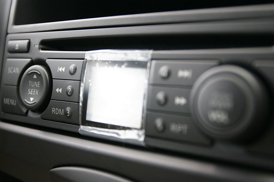 东风日产骊威播放器