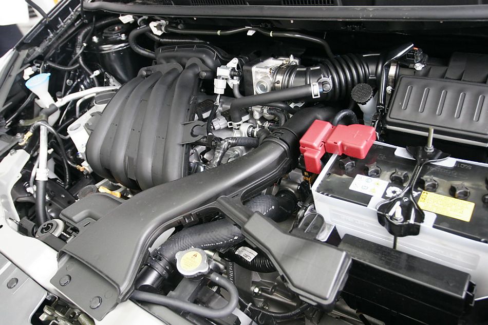 东风日产骊威发动机