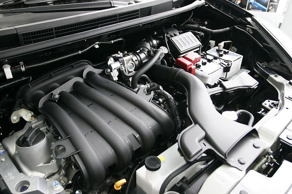 东风日产骊威发动机