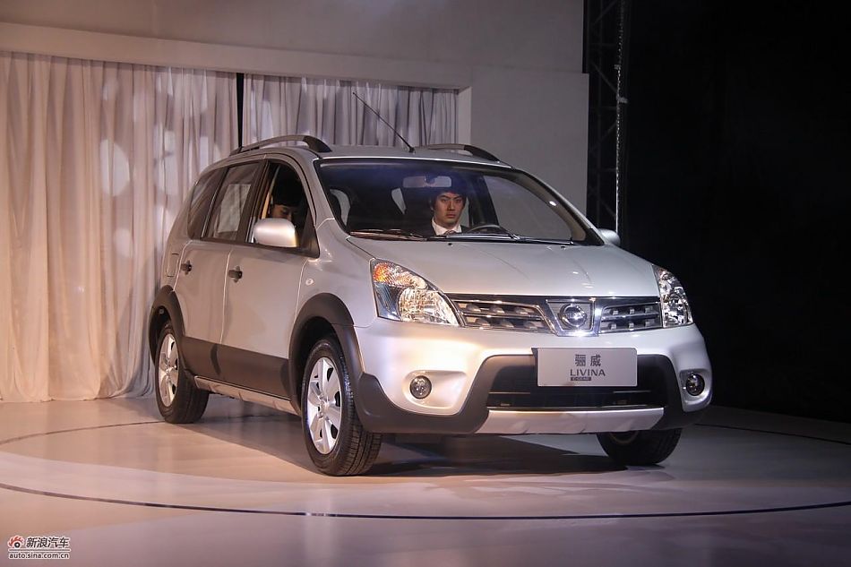 三款新骊威两厢上市发布会现场