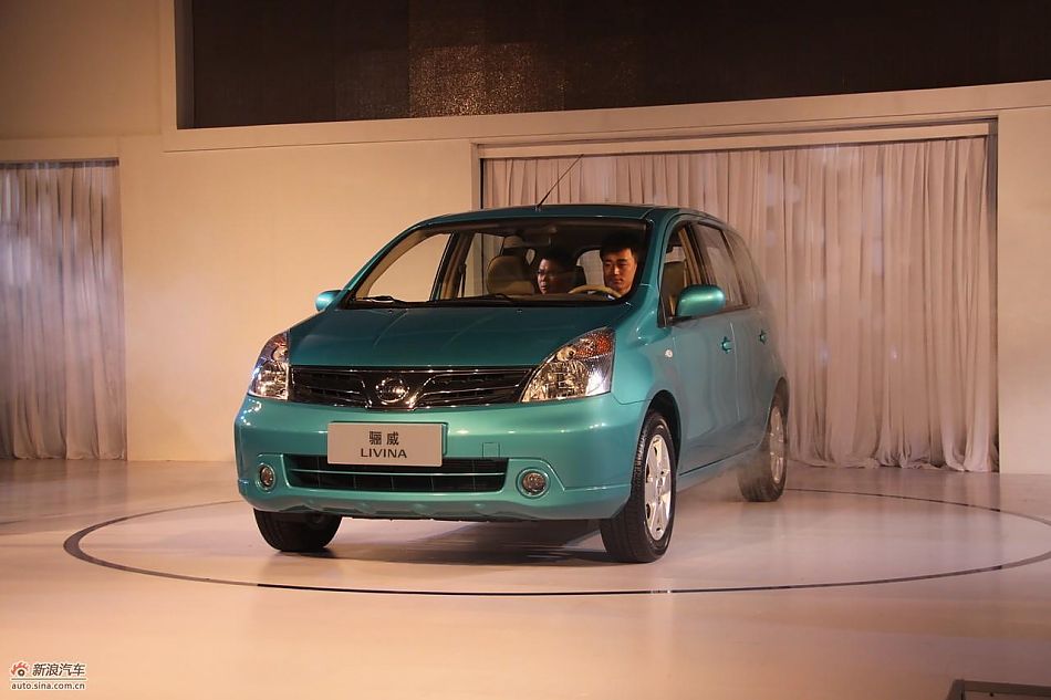 三款新骊威两厢上市发布会现场