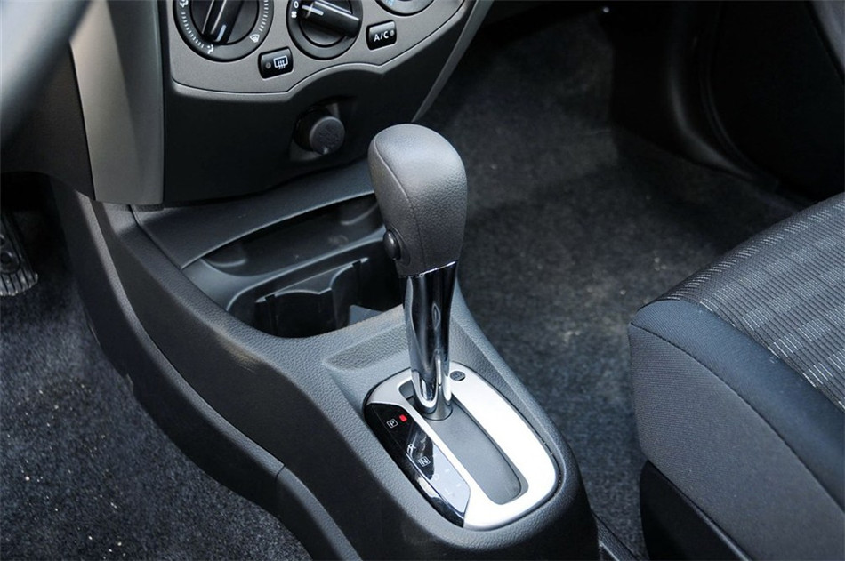 2013款 劲锐版 1.6XL CVT 舒适版 内饰