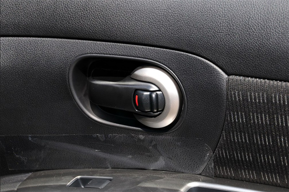 2013款 劲锐版 1.6XL CVT 舒适版 座椅空间