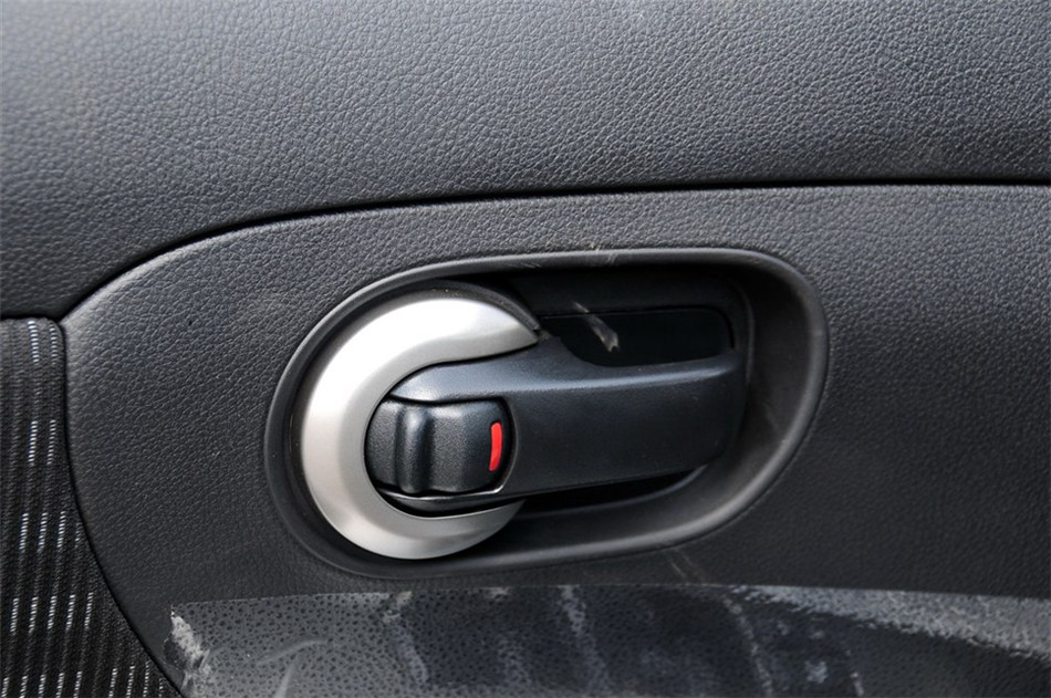 2013款 劲锐版 1.6XL CVT 舒适版 座椅空间