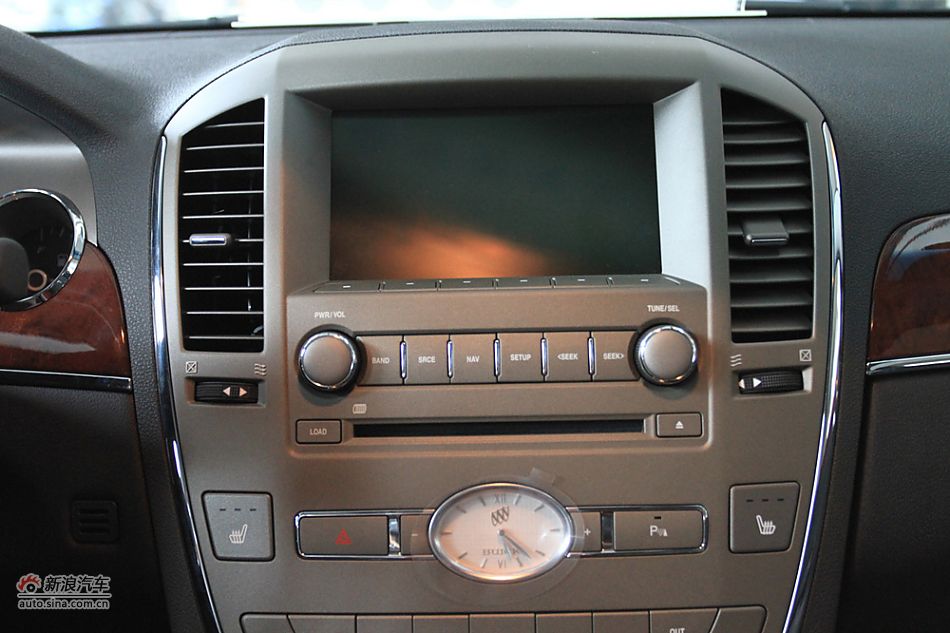 2011款林荫大道博鳌论坛纪念版