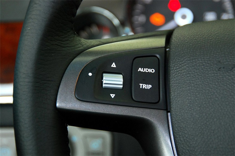 2011款 3.0L AT 博鳌论坛纪念版 内饰