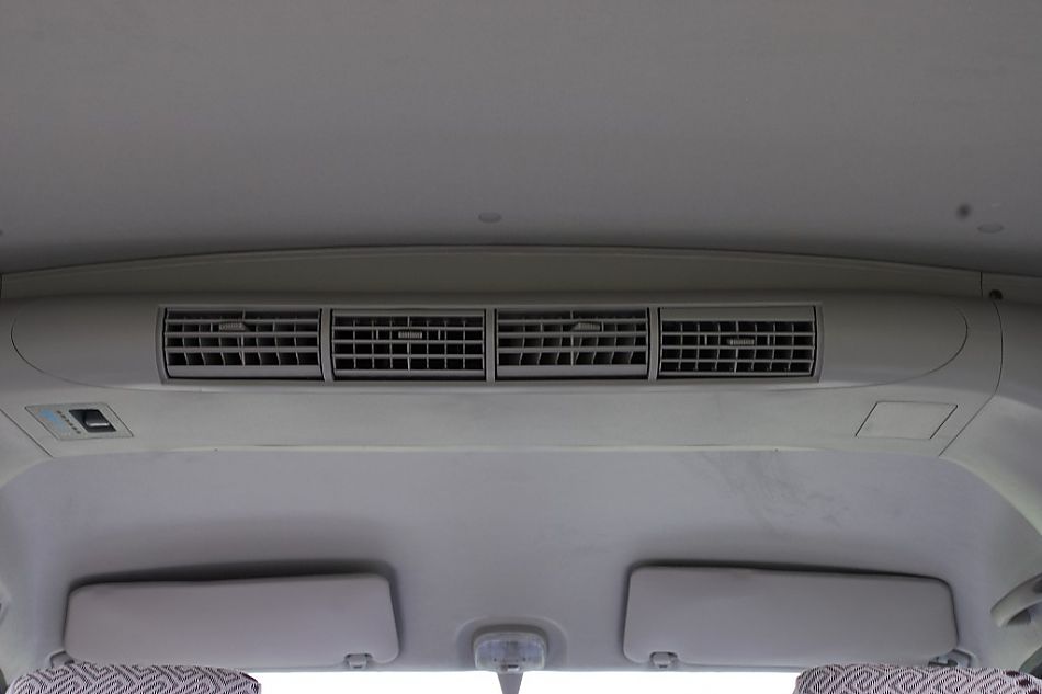 昌河铃木浪迪阳光版内饰